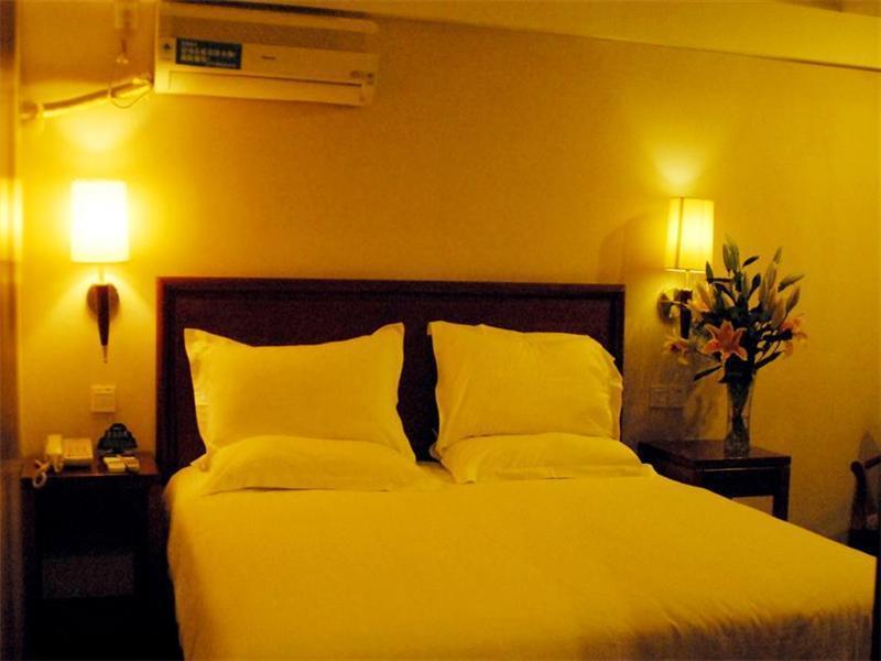 Gma Hotel Shanghai Wuning Road Zhenping Road Metro Station Dış mekan fotoğraf