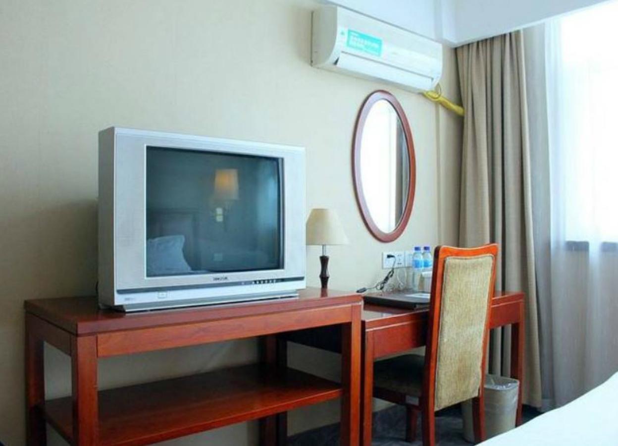 Gma Hotel Shanghai Wuning Road Zhenping Road Metro Station Dış mekan fotoğraf